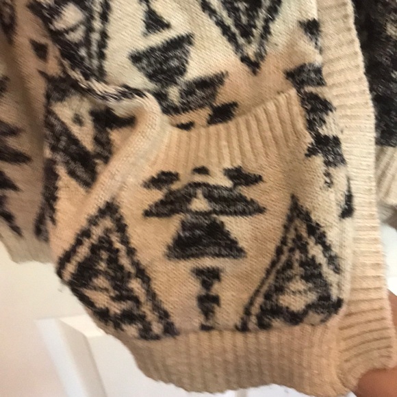 ⭐️ Garage cardigan 2/30$ - Picture 2 of 4